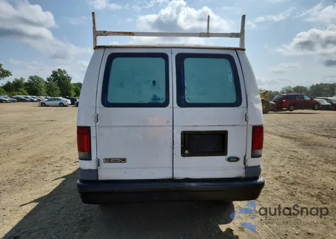 2005 Ford Econoline E250 Van from USA, damaged, VIN 1FTNE24W85HA01584